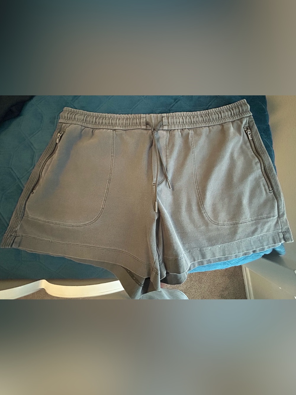 Athleta Farallon gray distressed Drawstring Athletic Shorts size 12